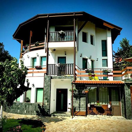Apartments In Golden Sands Park Near The Sea Варна Екстер'єр фото
